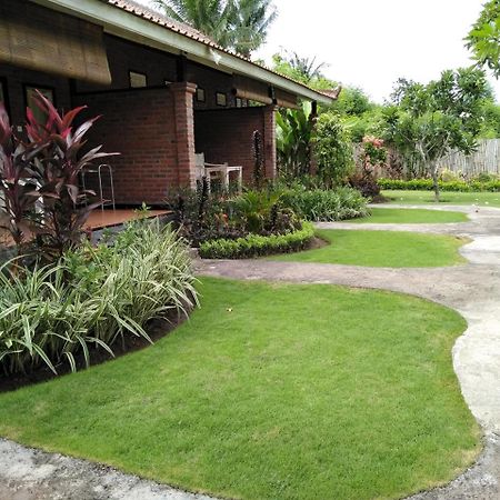 Krisna Homestay Pemuteran Exterior foto