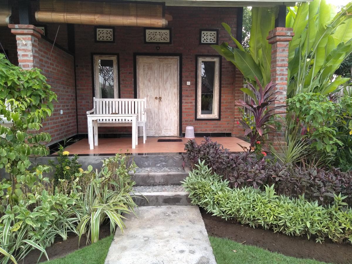Krisna Homestay Pemuteran Exterior foto